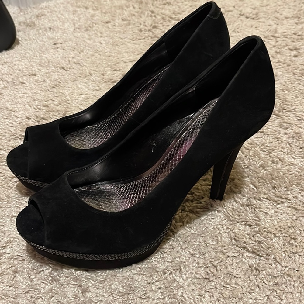 Gianni Bini Black Peep Toe Heels